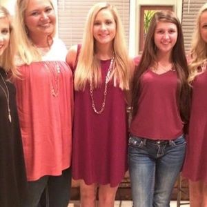 Flowy pico material dress